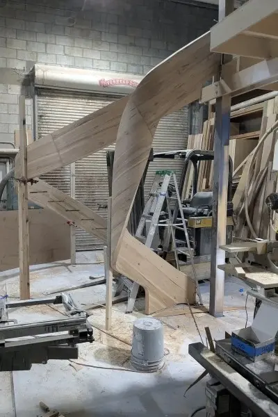 Hickory veneer on curved stringers