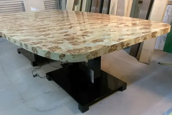 Mappa burl conference table